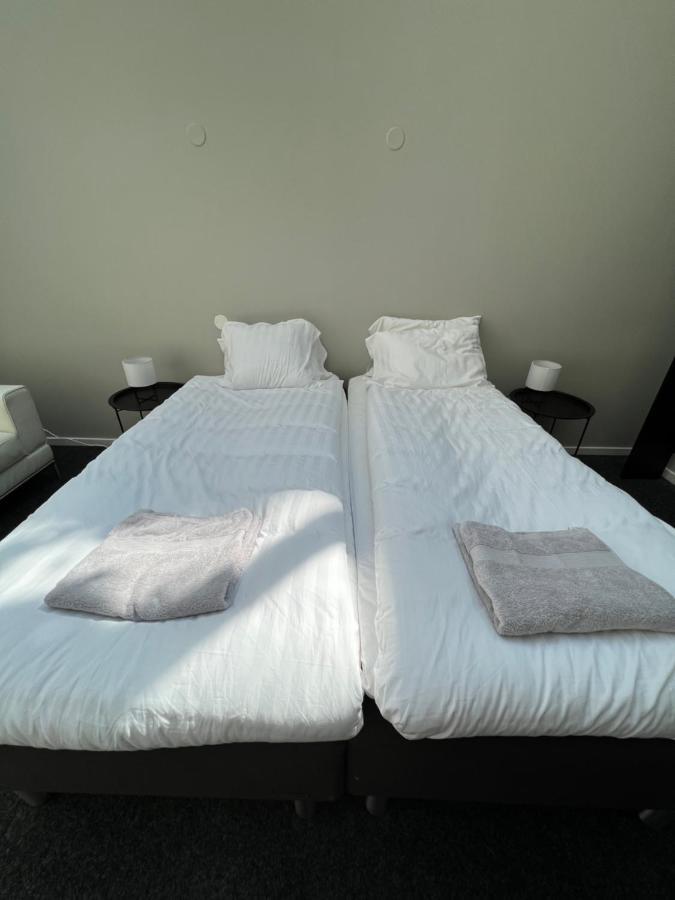 Grad Hotel And Hostel Стокхолм Екстериор снимка