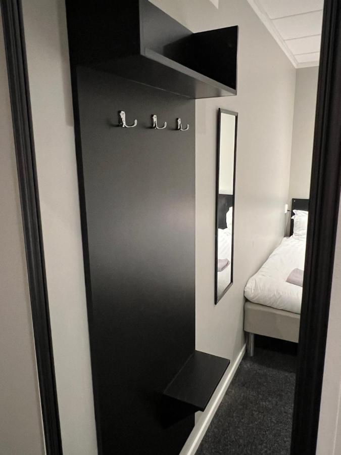 Grad Hotel And Hostel Стокхолм Екстериор снимка