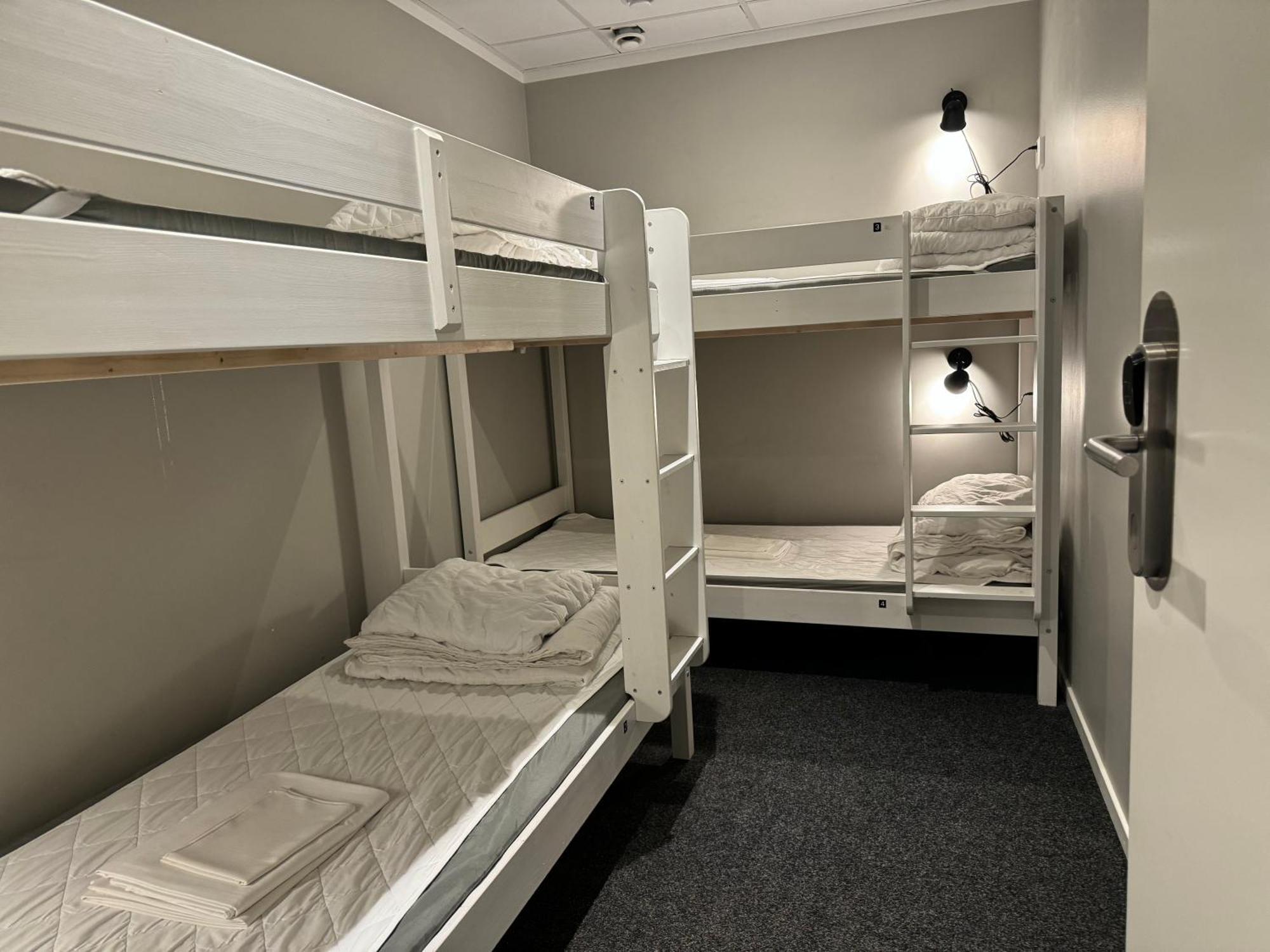 Grad Hotel And Hostel Стокхолм Екстериор снимка